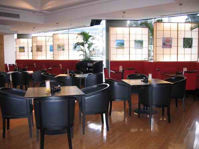 Hotel Regal East